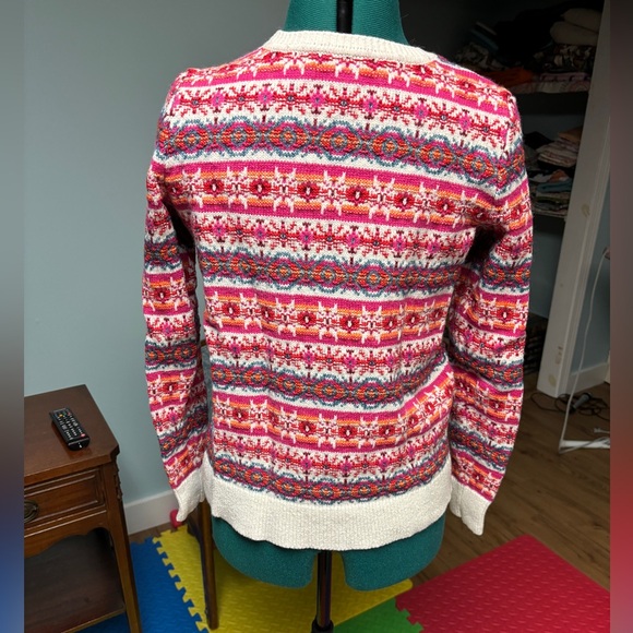 Loft: comfy and vibrant sweater! - Picture 3 of 5